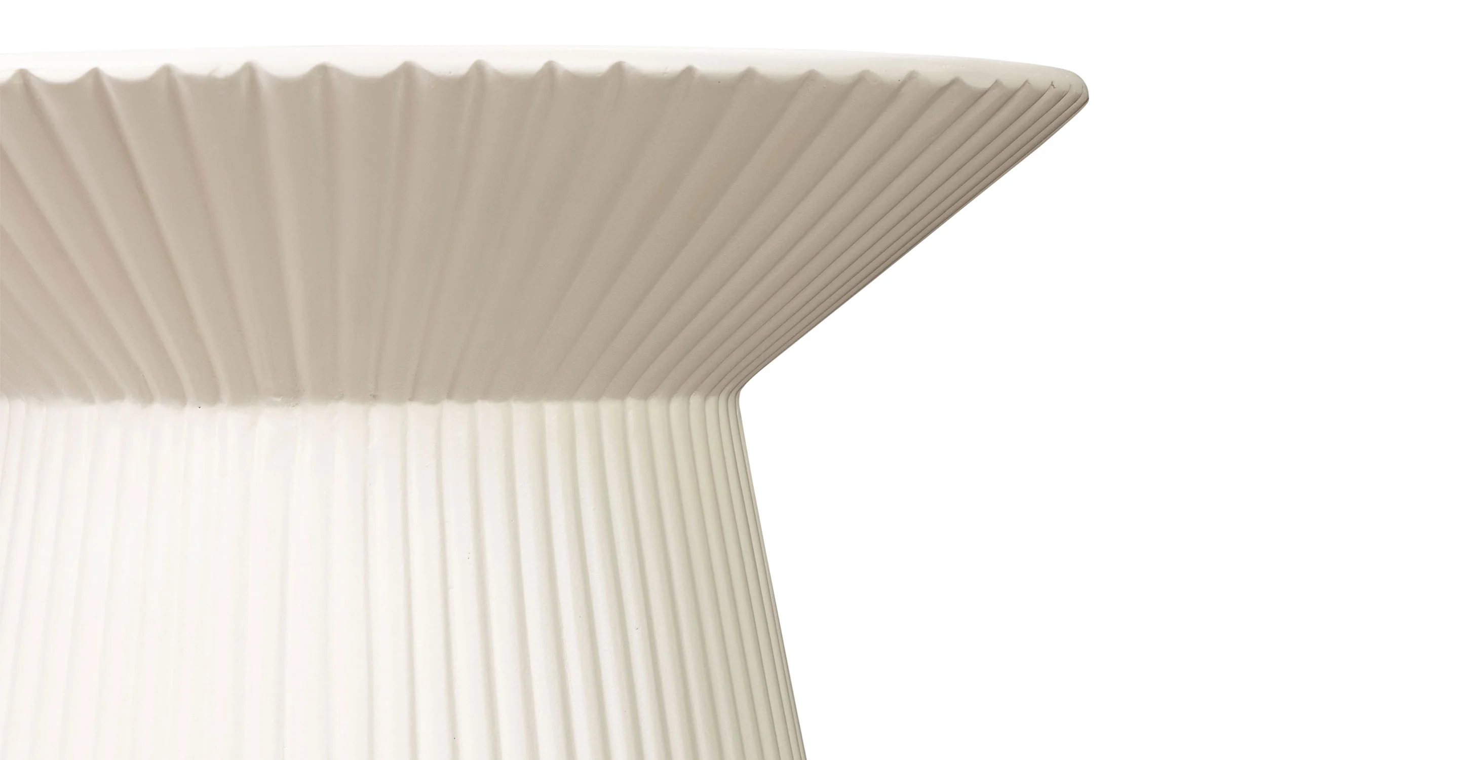 Vetra 17.5" Side Table - Image 6